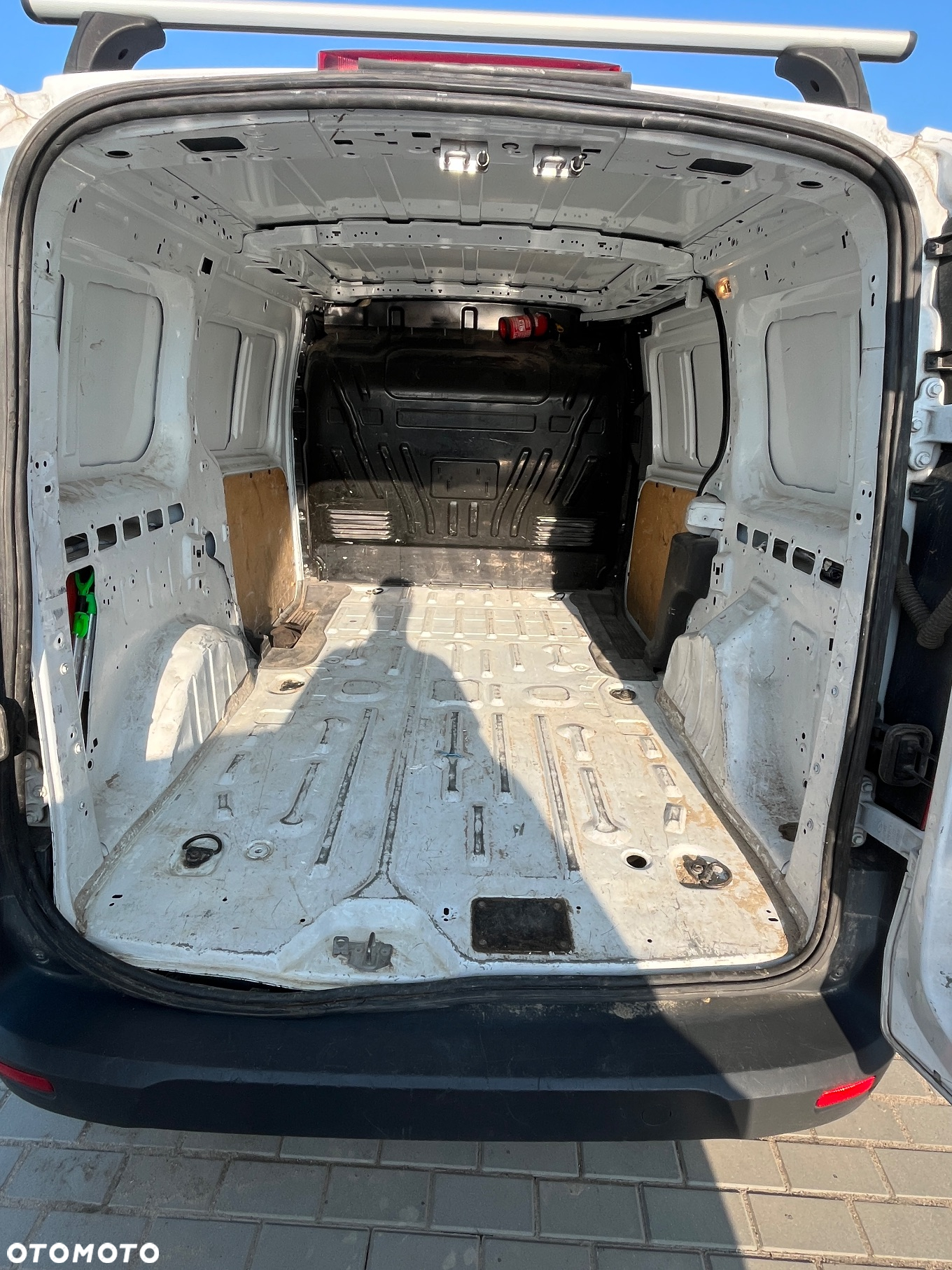 Ford Transit Connect - 3