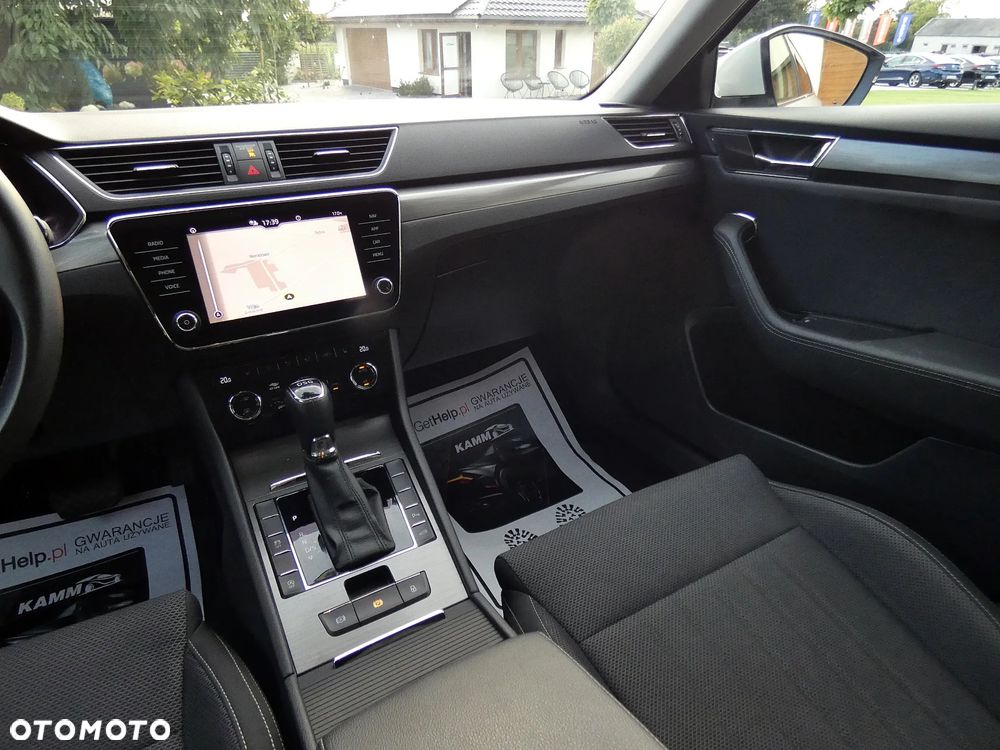 Skoda Superb 2.0 TDI SCR Style DSG - 26