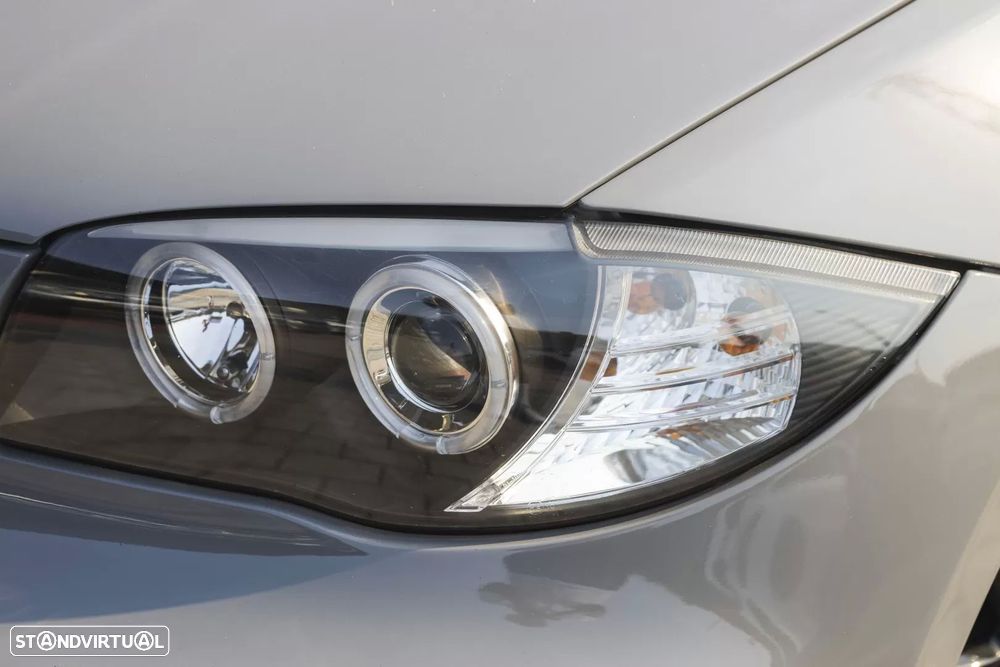 BMW 118 d Pack M - 13