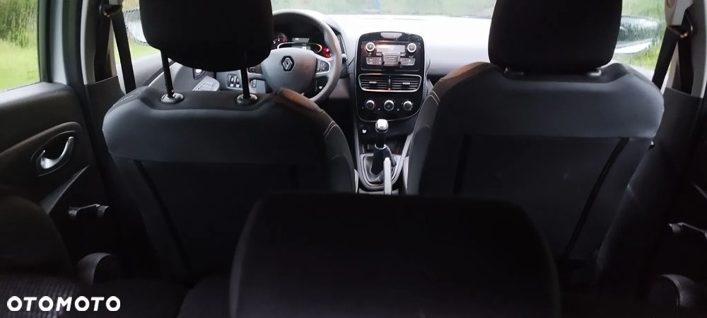 Renault Clio - 12