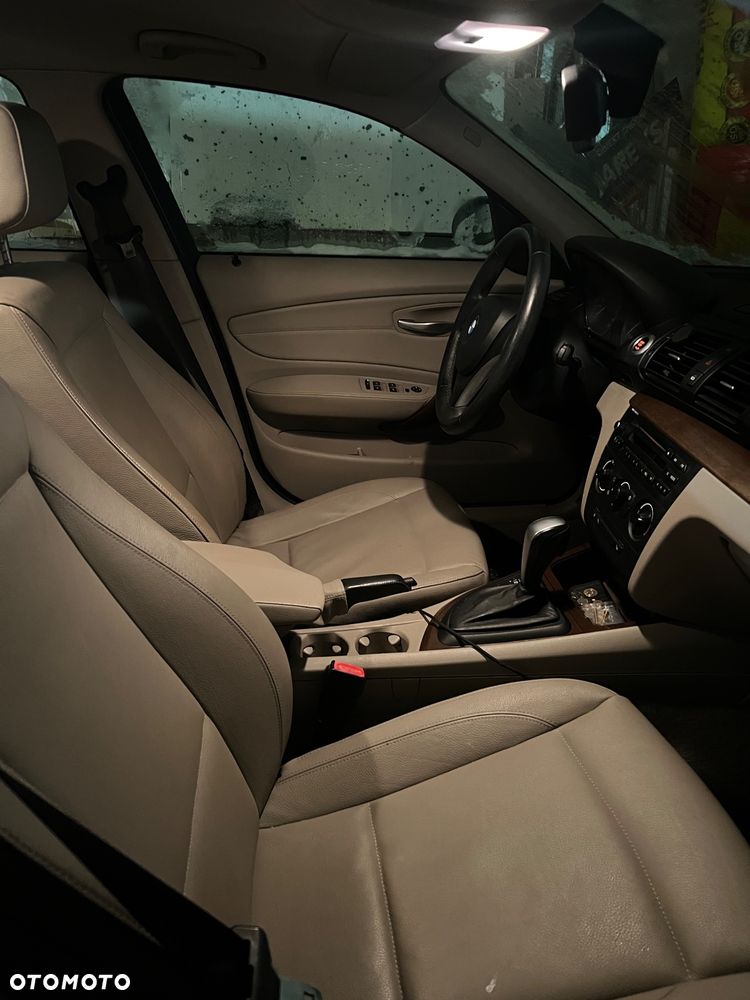 BMW Seria 1 120i Edition Lifestyle - 8