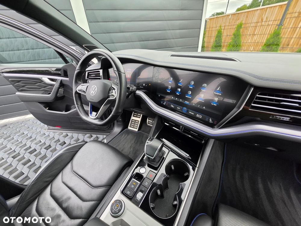 Volkswagen Touareg 3.0 V6 TFSI 4Motion R-Line - 17