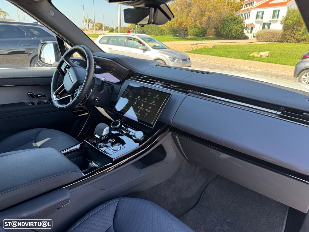 Land Rover Range Rover Sport - 13