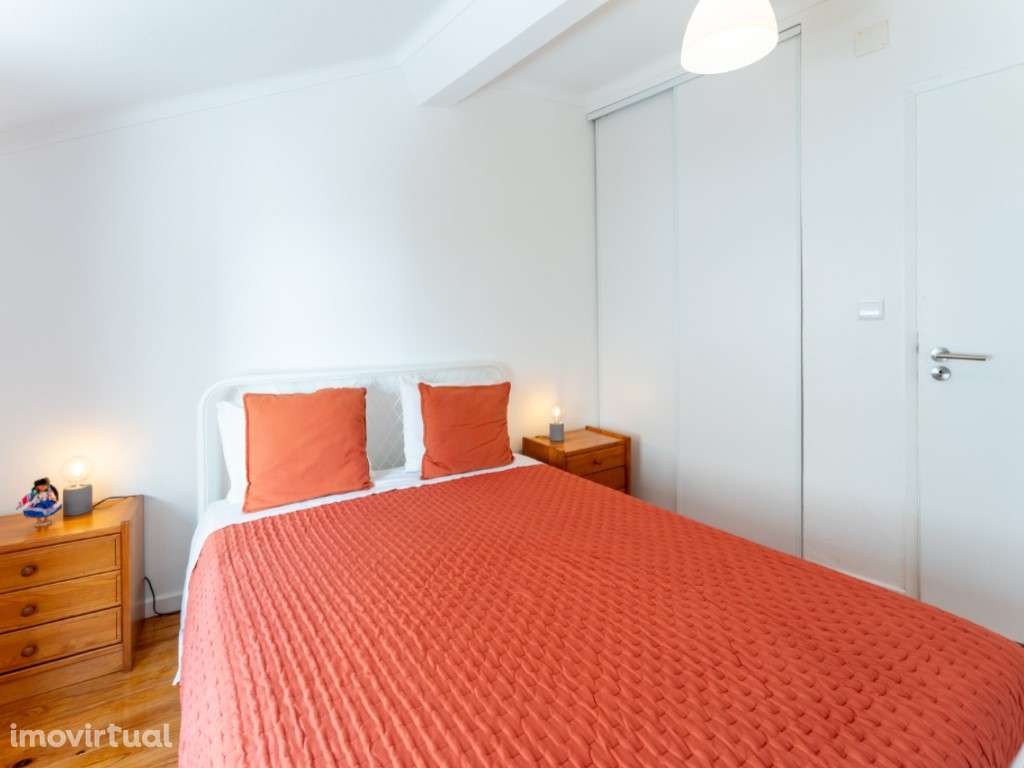 Apartamento T2 Remodelado com Licença AL no Centro Histórico da Naz... - Grande imagem: 4/29