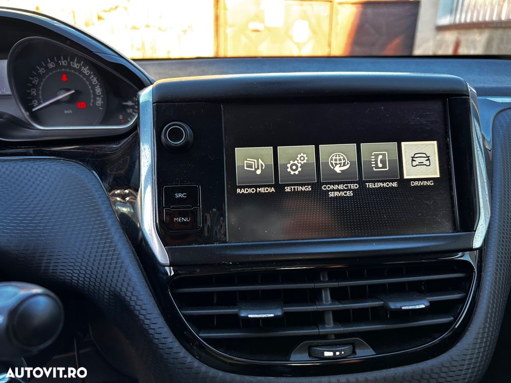 Peugeot 208 Blue-HDi 100 Stop&Start Active - 12