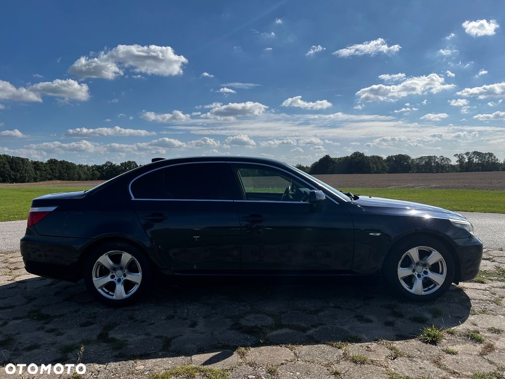 BMW Seria 5 520d Edition Exclusive - 6