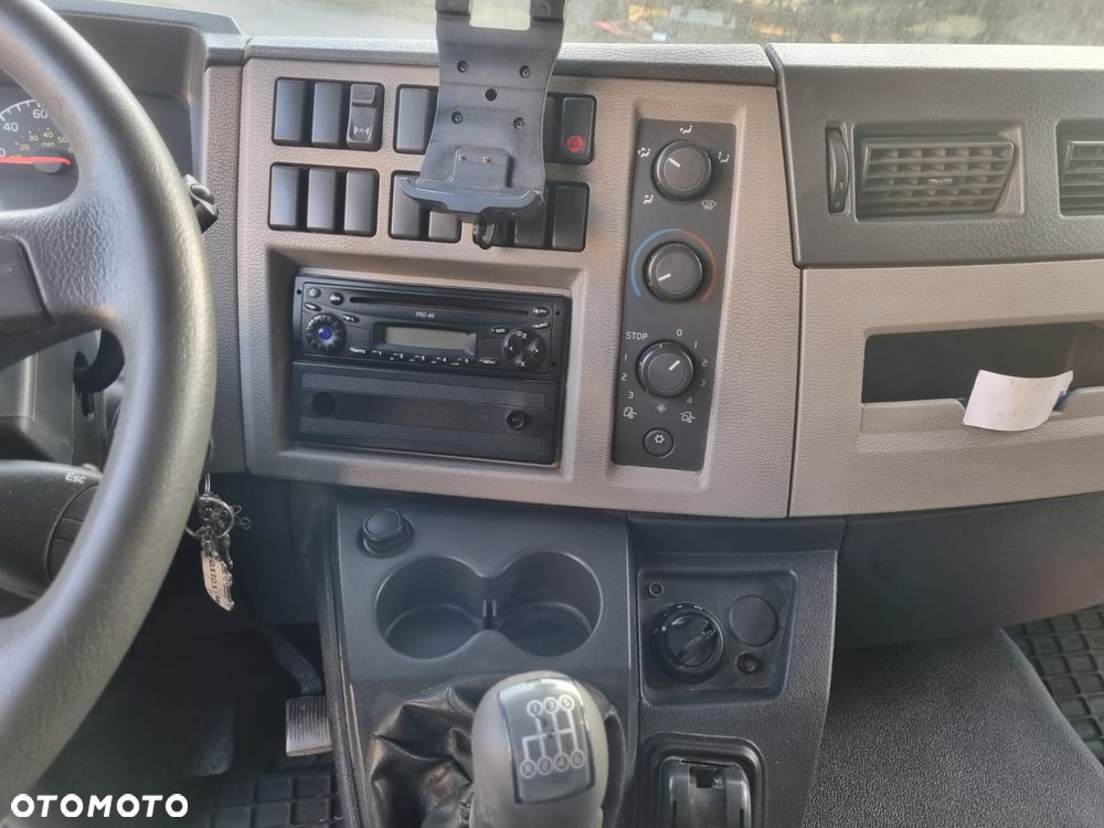 Volvo FL 240  Super Stan manual skrzynia, klima - 22