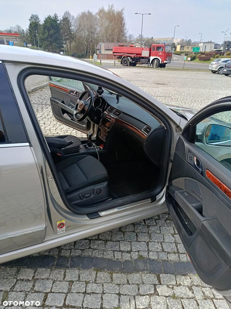 Skoda Superb 2.0 TDI 4x4 Elegance - 7
