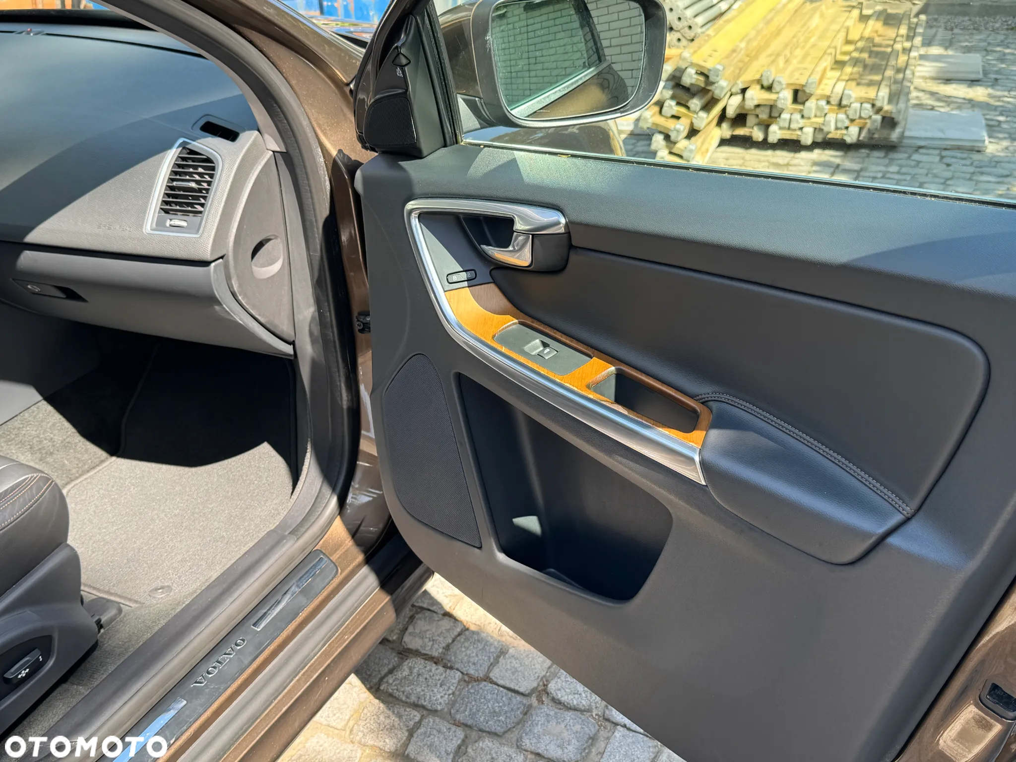 Volvo XC 60 D4 AWD Summum - 7