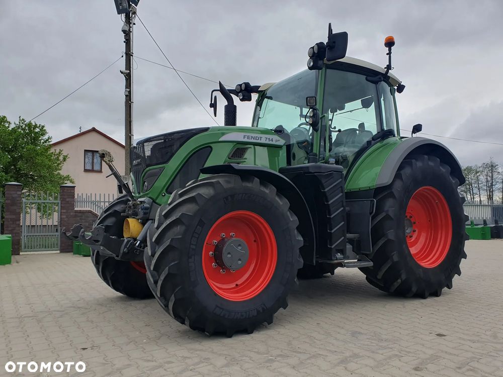 Fendt 714 Vario - 13