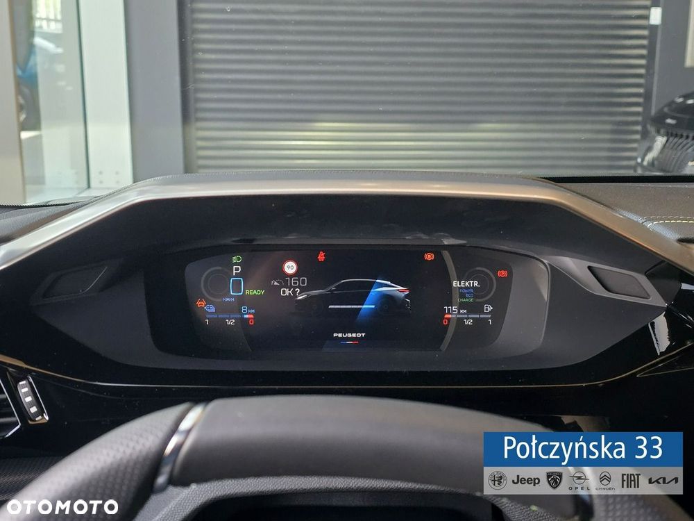 Peugeot 408 - 21