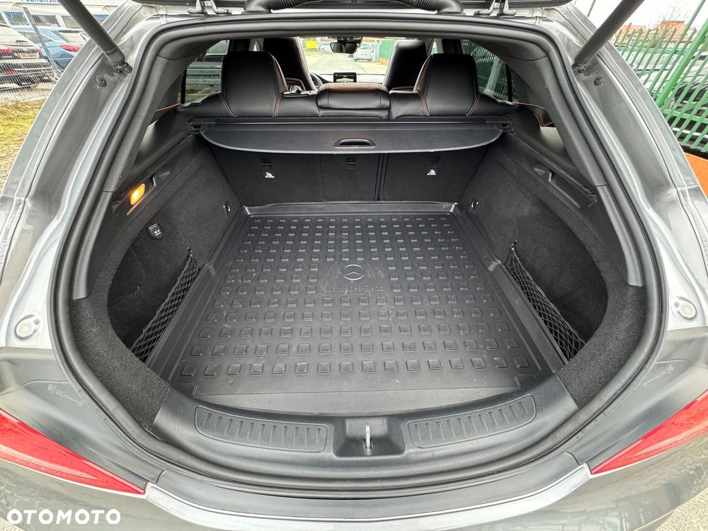 Mercedes-Benz CLA 220 (CDI) d 4Matic 7G-DCT Orange Art Edition - 16