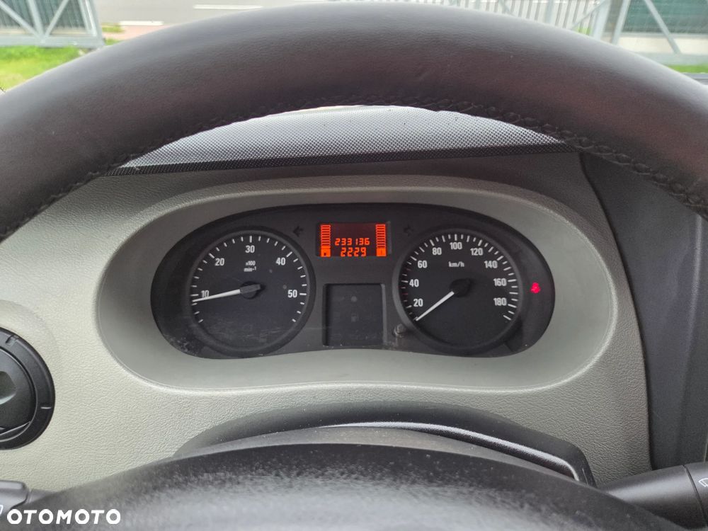 Renault MASTER MOVANO L2H2 2.5DCI KLIMA ORYGINAŁ LAKIER ORYGINAŁ PRZEBIEG ZADBANY - 17