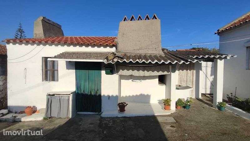 Moradia Remodelada na Glória do Ribatejo com Anexos - Grande imagem: 3/4