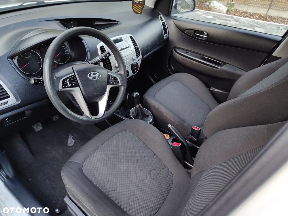 Hyundai i20 1.2 Comfort - 10