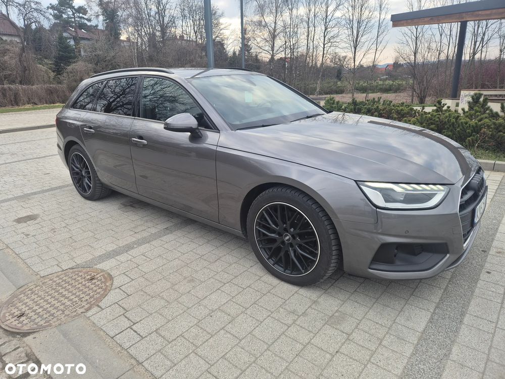 Audi A4 Avant 35 TDI S tronic - 1