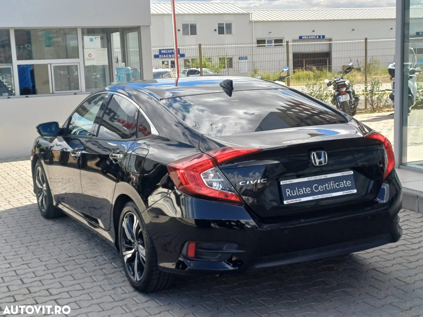 Honda Civic Sedan 1.5 VTEC Turbo Elegance Navi - 4