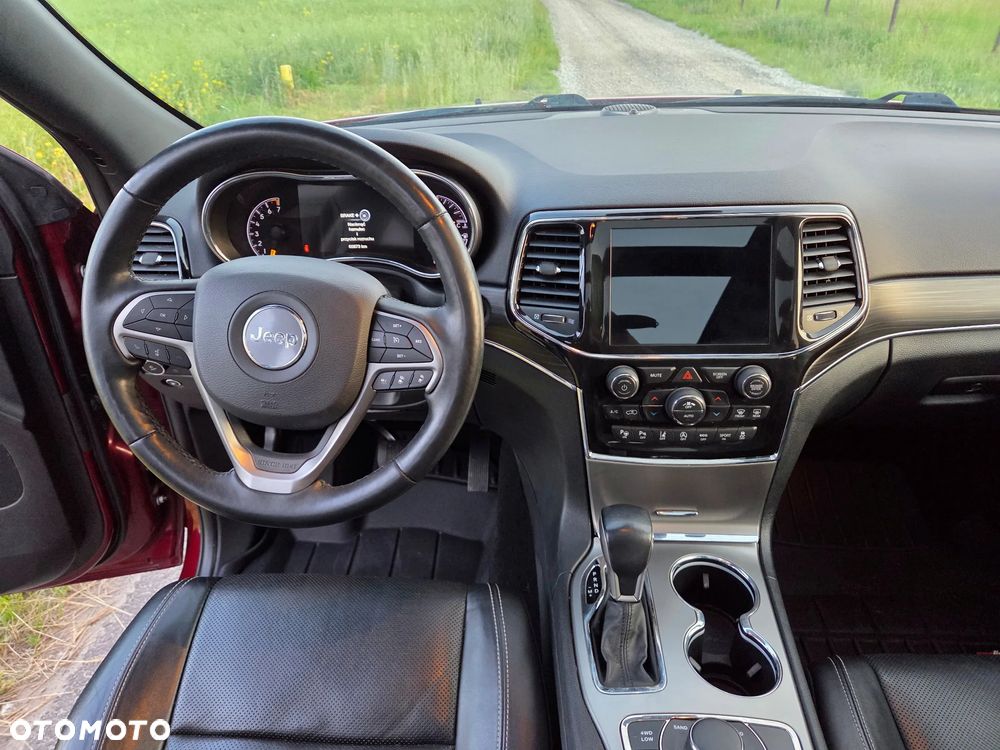 Jeep Grand Cherokee - 11