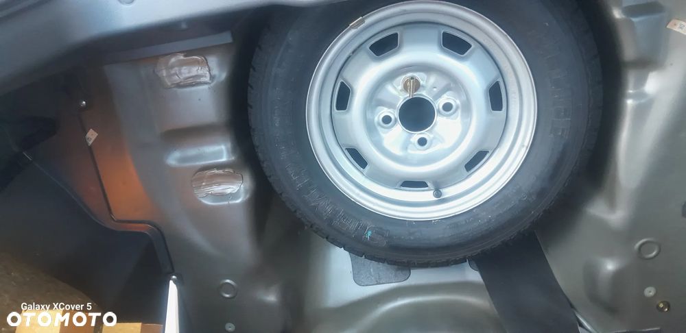 Nissan Sunny - 13