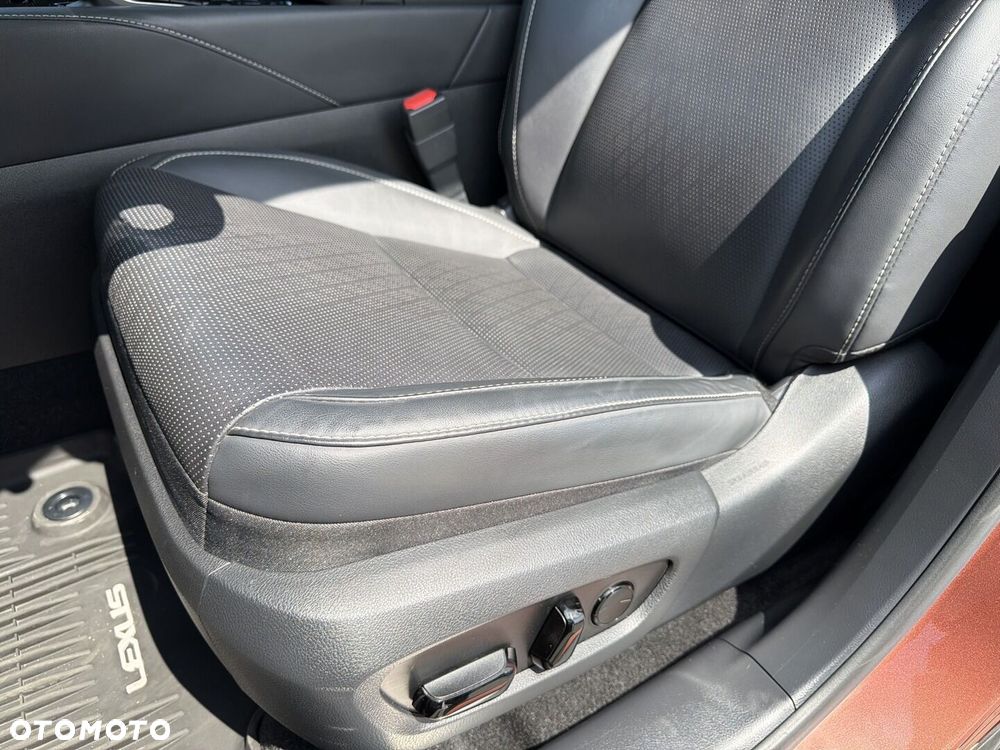 Lexus RX - 27