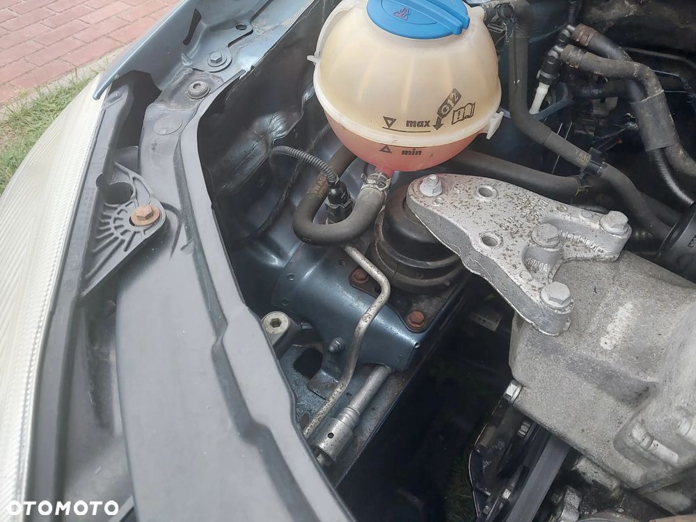 Skoda Fabia 1.2 HTP Active - 12