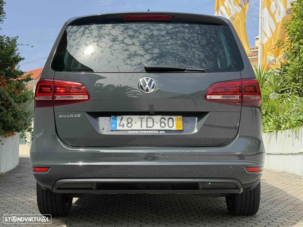 VW Sharan 2.0 TDI Blue Highline - 25