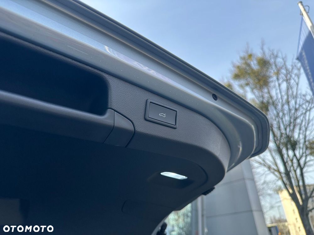 Volkswagen Passat - 33