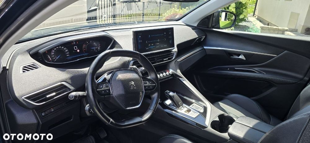 Peugeot 3008 1.5 BlueHDi Allure S&S EAT8 - 22