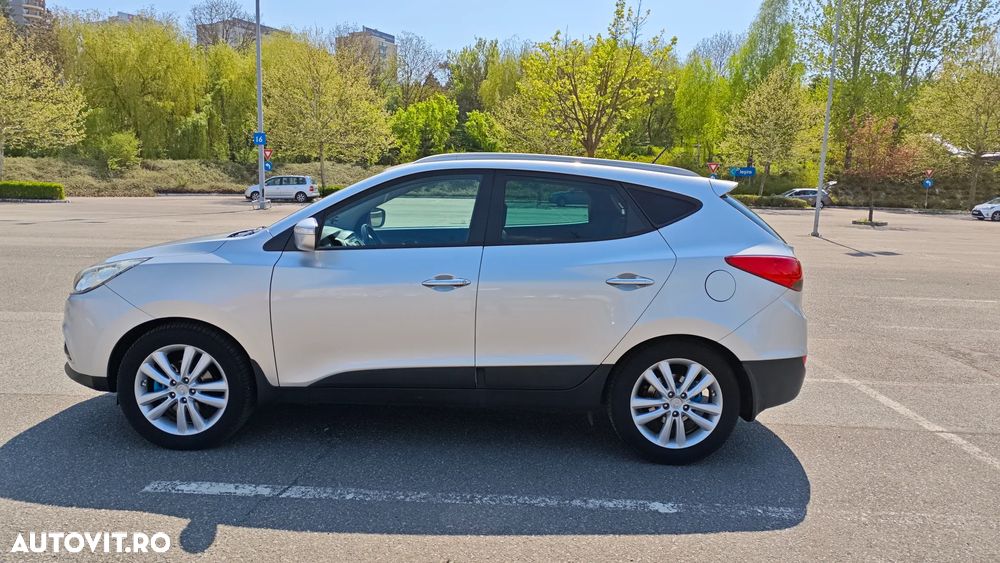 Hyundai ix35 2.0 CRDI High 4WD GLS Aut. Premium - 2