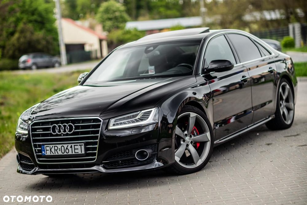 Audi A8 - 1