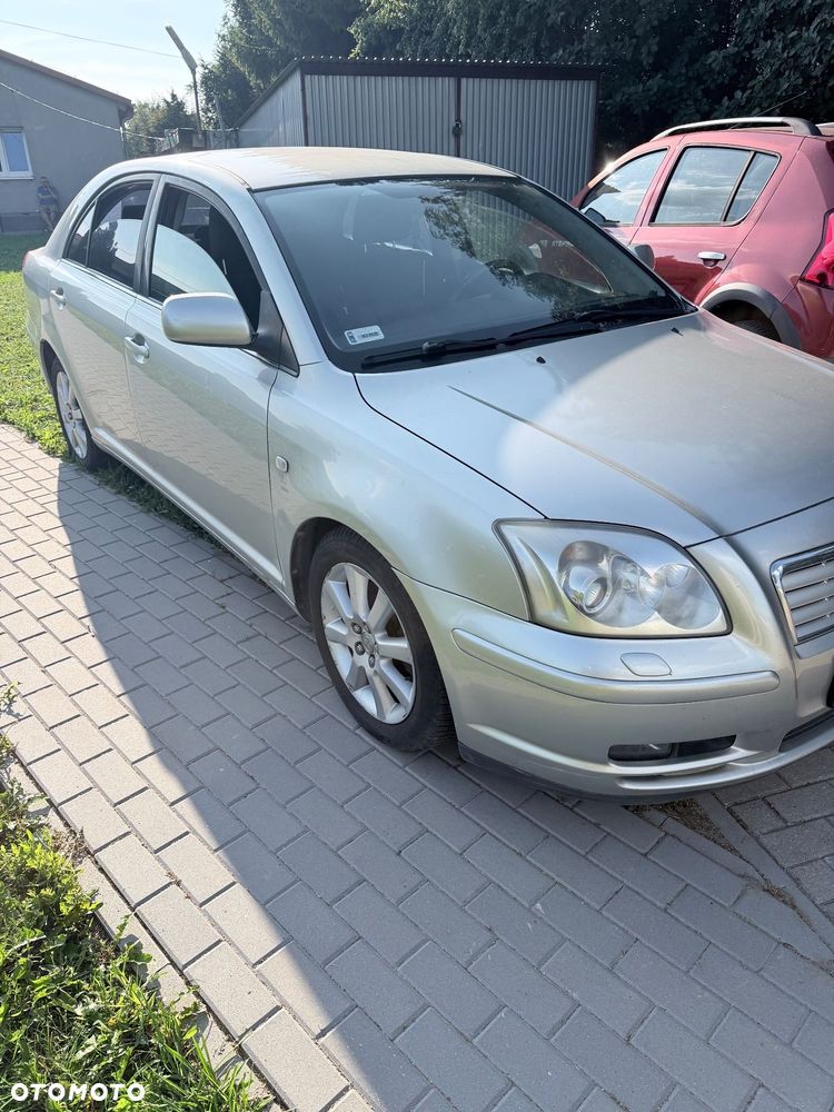 Toyota Avensis 2.0 VVT-i Prestige - 2