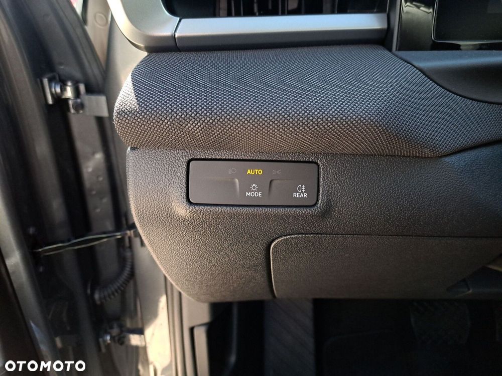 Volkswagen T-Roc 1.5 eTSI Life DSG - 30
