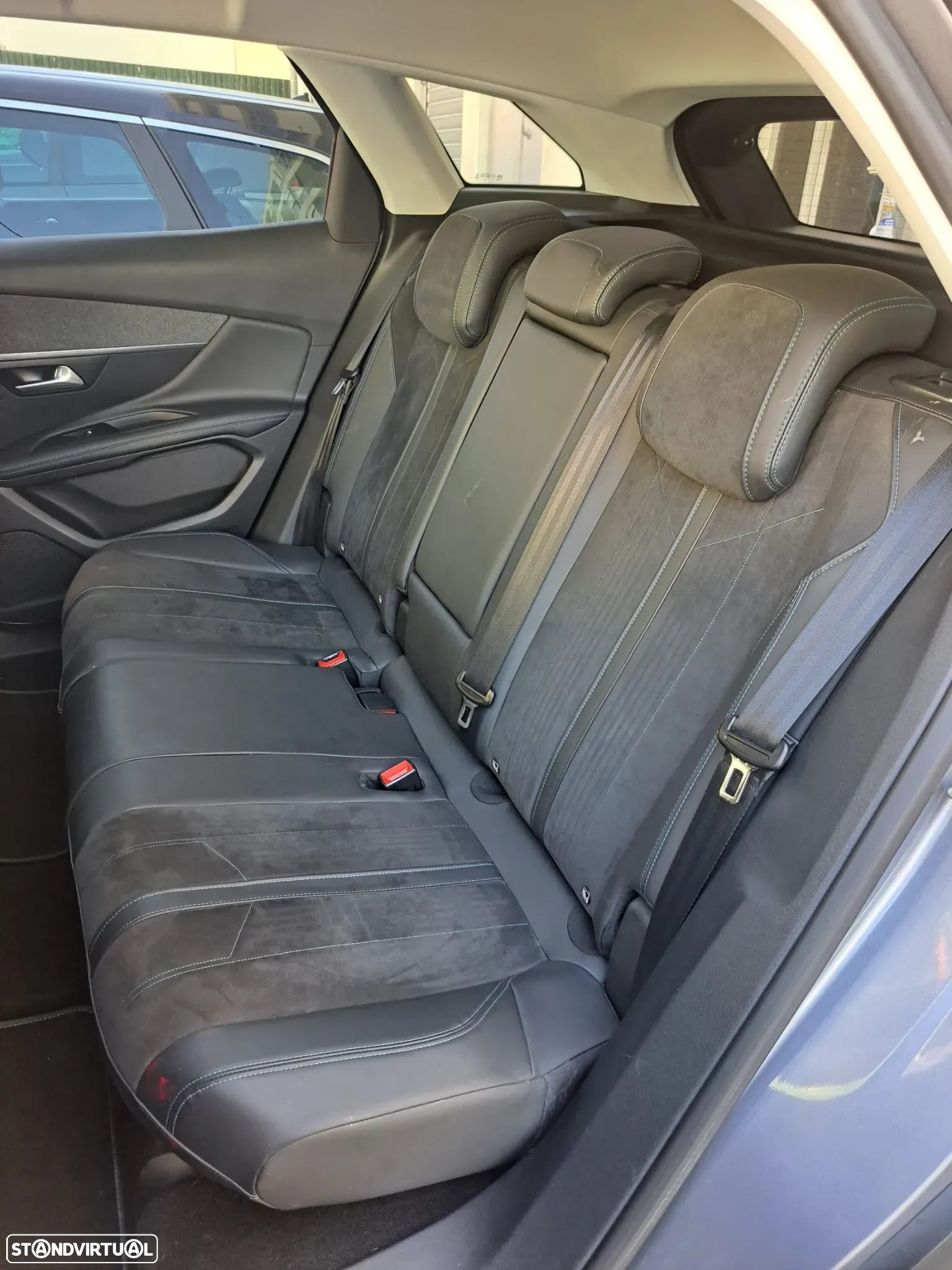 Peugeot 3008 PureTech 130 Stop & Start GPF EAT8 Crossway - 10