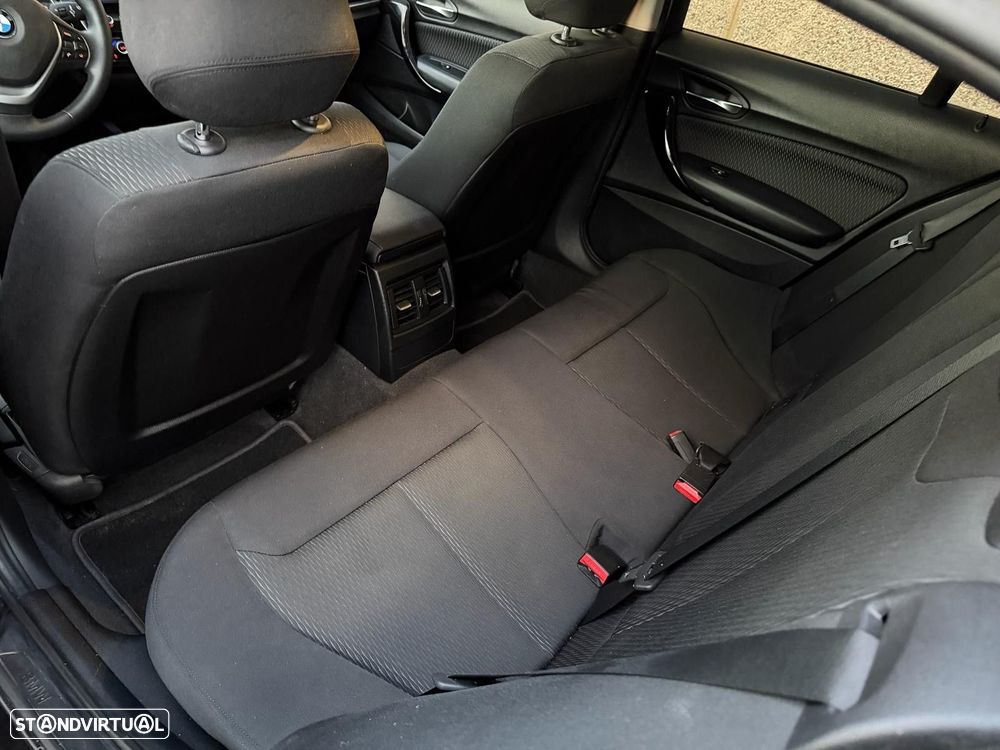 BMW 116 d Sport Line - 8