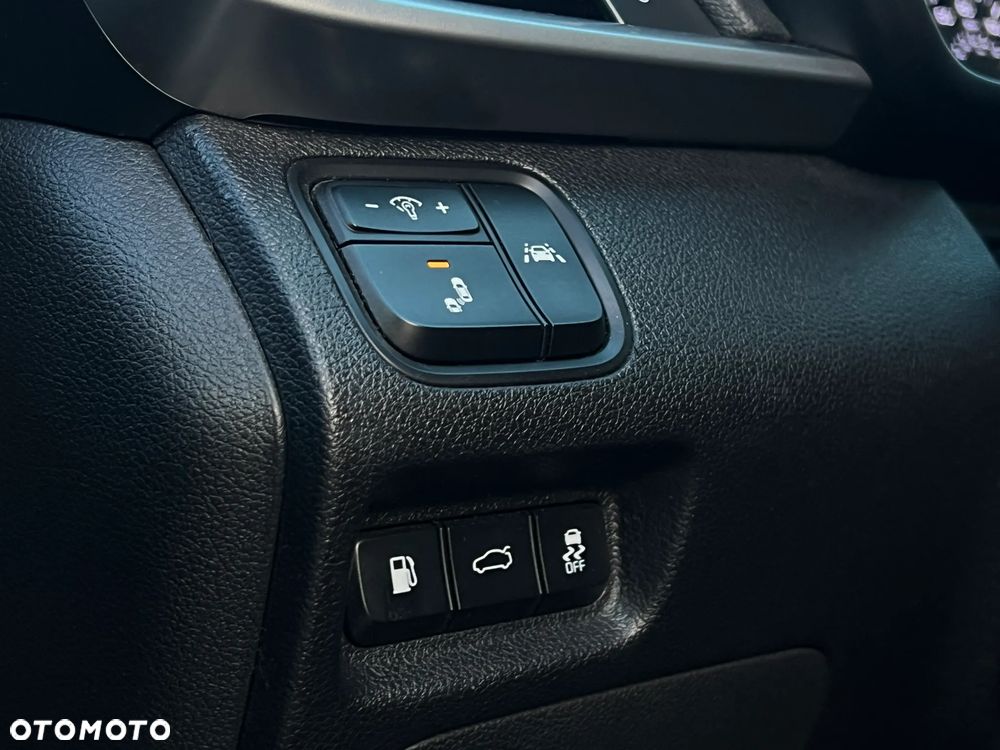Kia Optima - 21