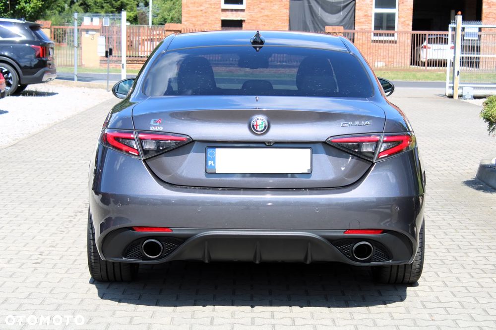 Alfa Romeo Giulia 2.0 Turbo Veloce Q4 - 5