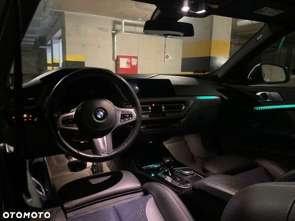BMW Seria 2 218i M Sport - 8