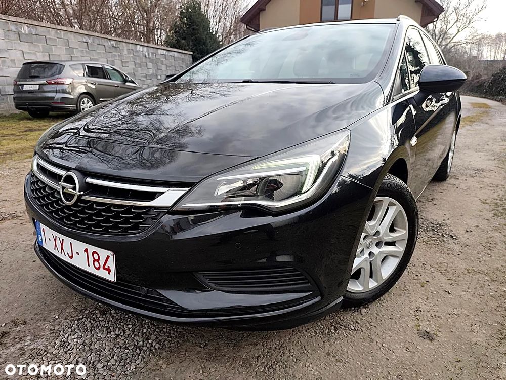Opel Astra - 1