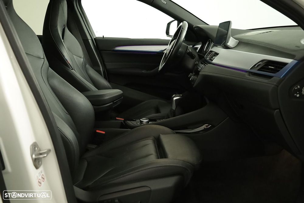 BMW X2 25 e xDrive Pack M - 24