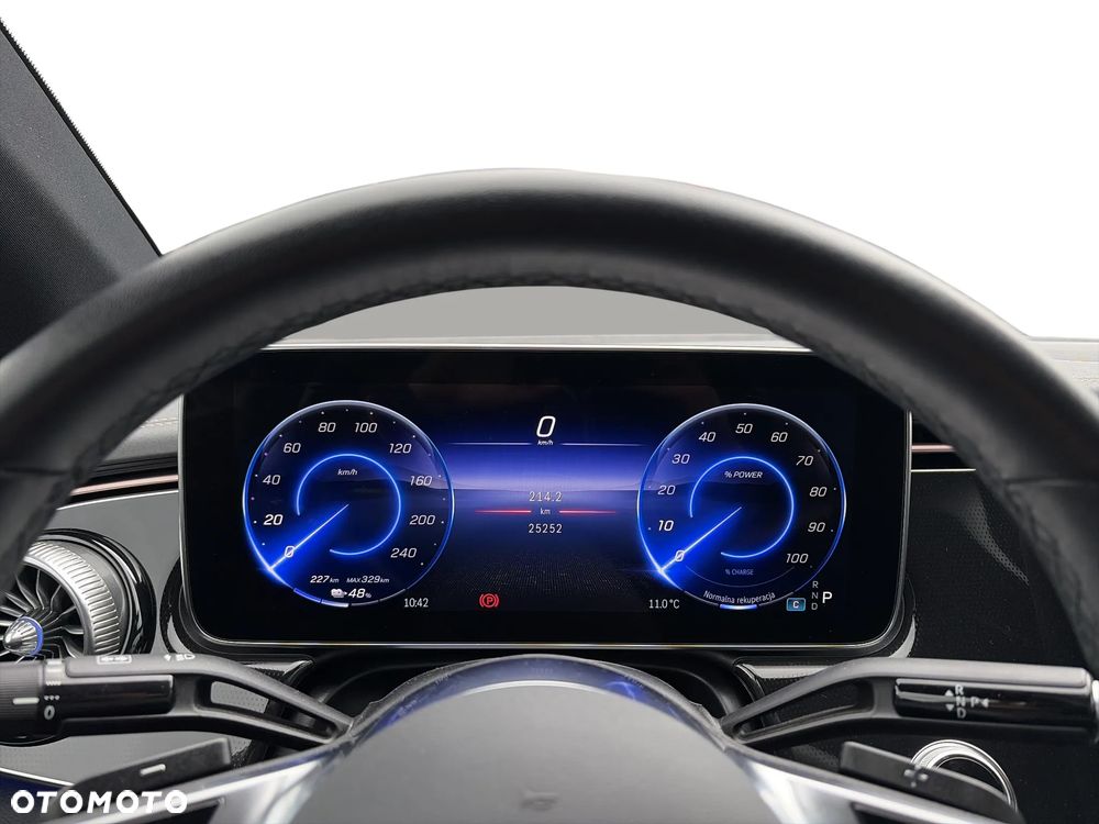 Mercedes-Benz EQE 350+ 90.5kWh Electric Art - 17