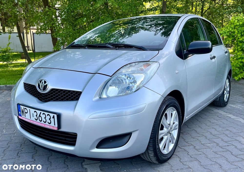 Toyota Yaris 1.0 Luna A/C - 1