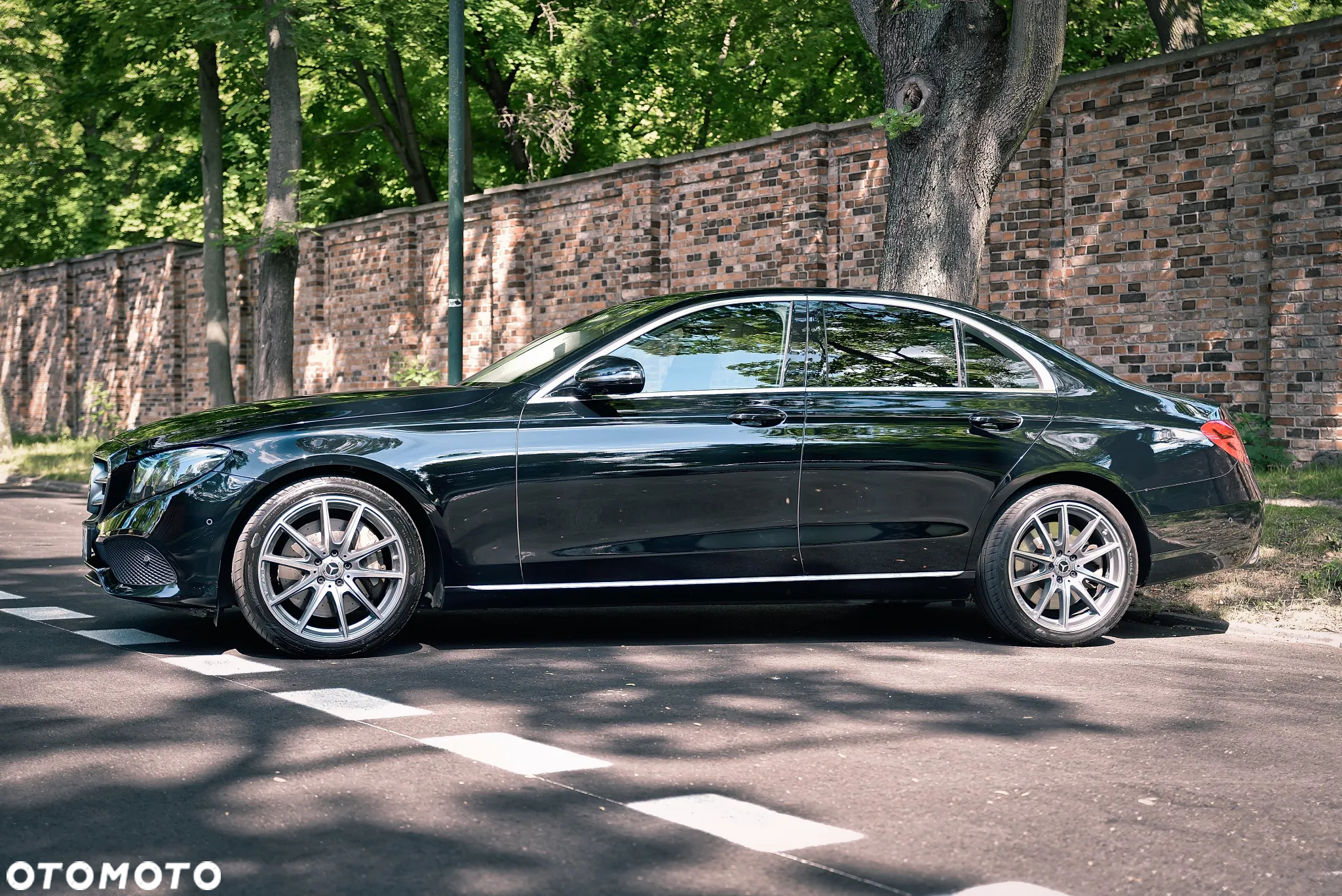 Mercedes-Benz Klasa E 400 4Matic 9G-TRONIC Avantgarde - 2