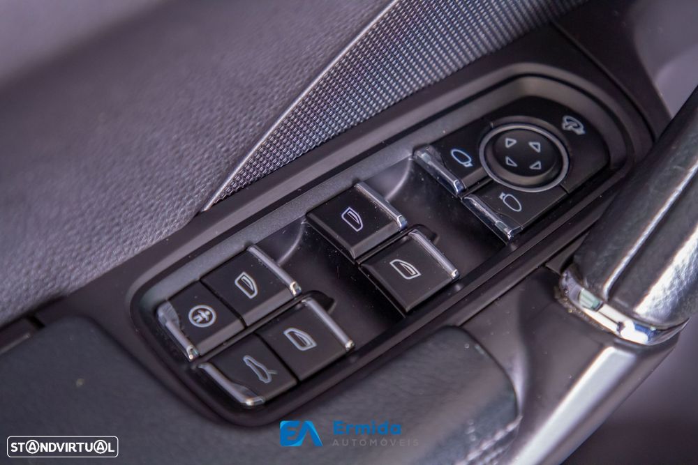 Porsche Cayenne - 55