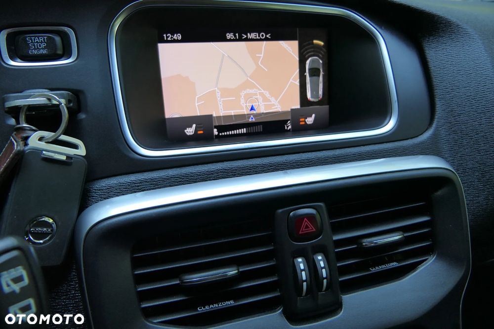 Volvo V40 D2 RDesign - 28