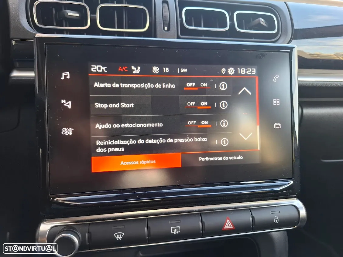 Citroën C3 1.2 PureTech Shine - 18