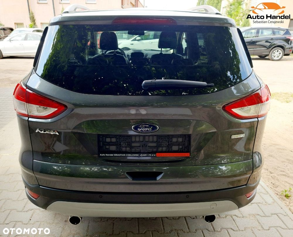 Ford Kuga 1.5 EcoBoost 2x4 Titanium - 10