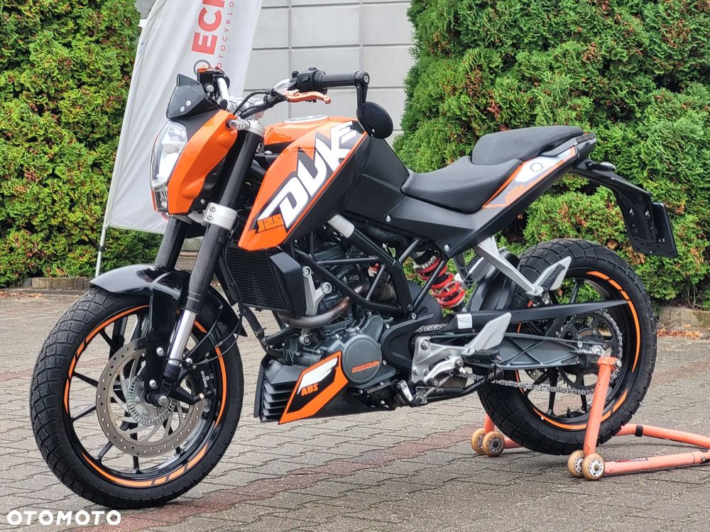 KTM Duke 125