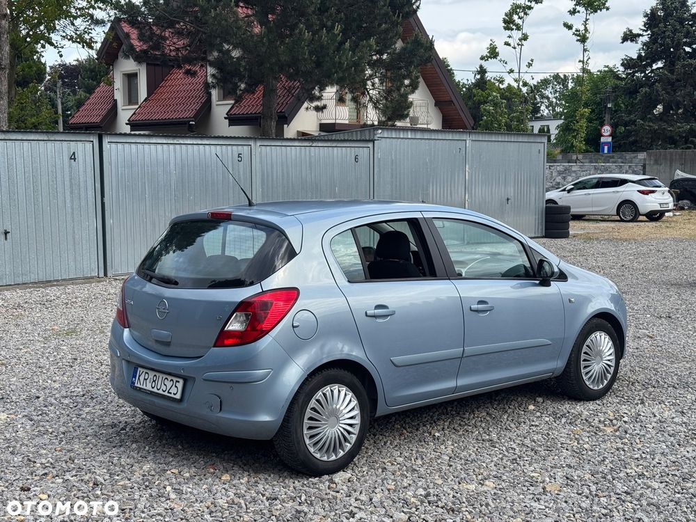 Opel Corsa - 3