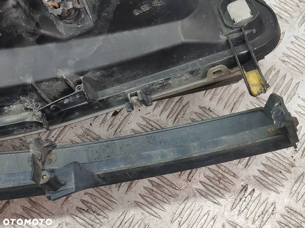 KOMPLETNY PRZÓD MASKA BŁOTNIK LAMPA OPEL ZAFIRA A 99-03r Z20H - 2