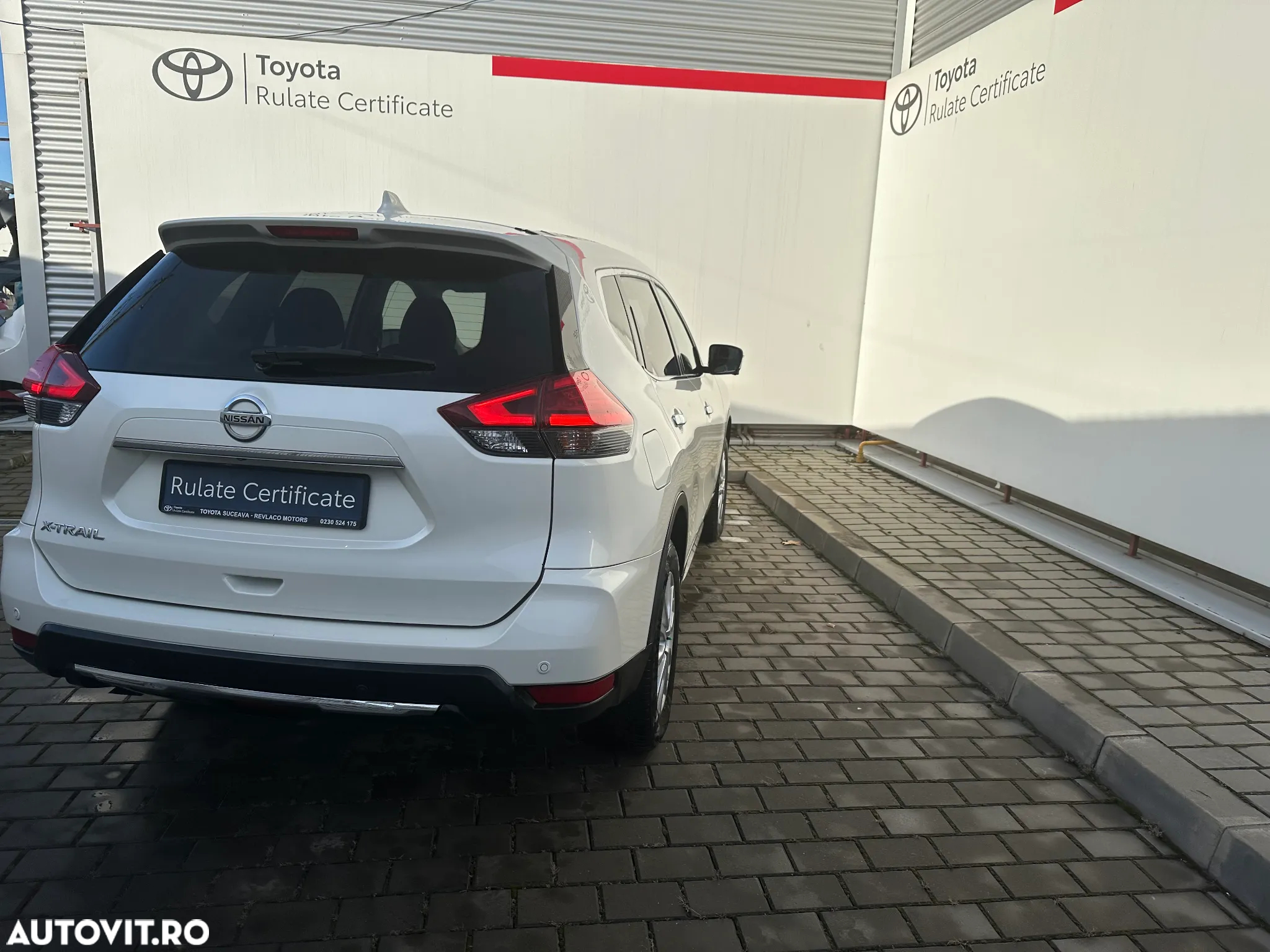 Nissan X-Trail 2.0D XTRONIC Start/Stop 4x4-i Tekna - 4